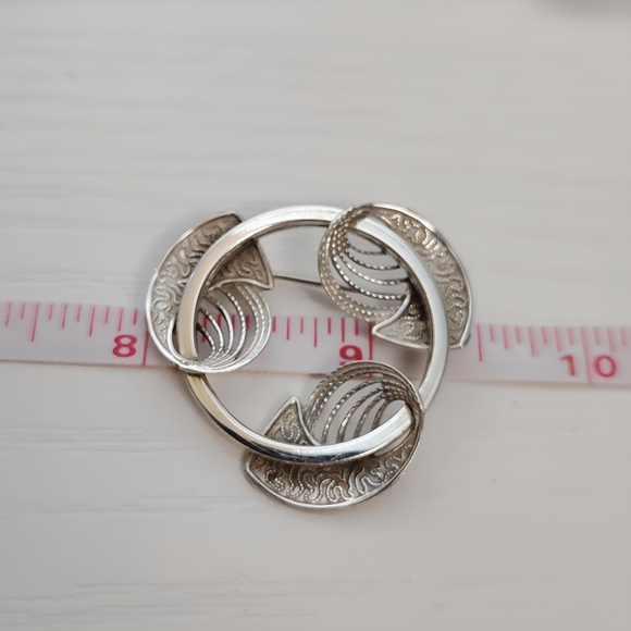 Vintage Beau Sterling Set Circle Swirl Brooch Pin & Matching Screw back Earrings - Picture 10 of 11